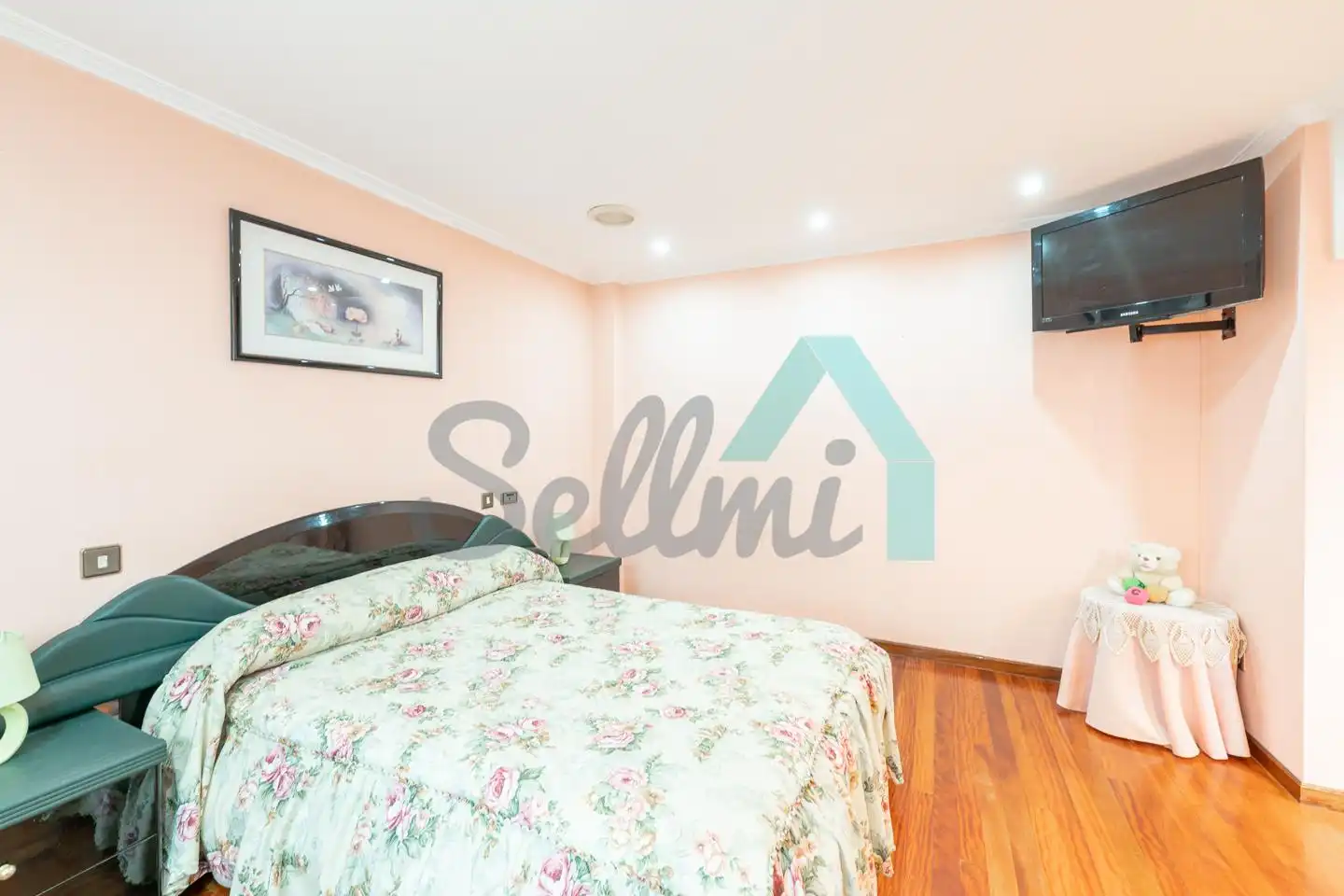Habitación de Casa adosada en venta en El Franco  con Calefacción, Jardín privado y Parquet