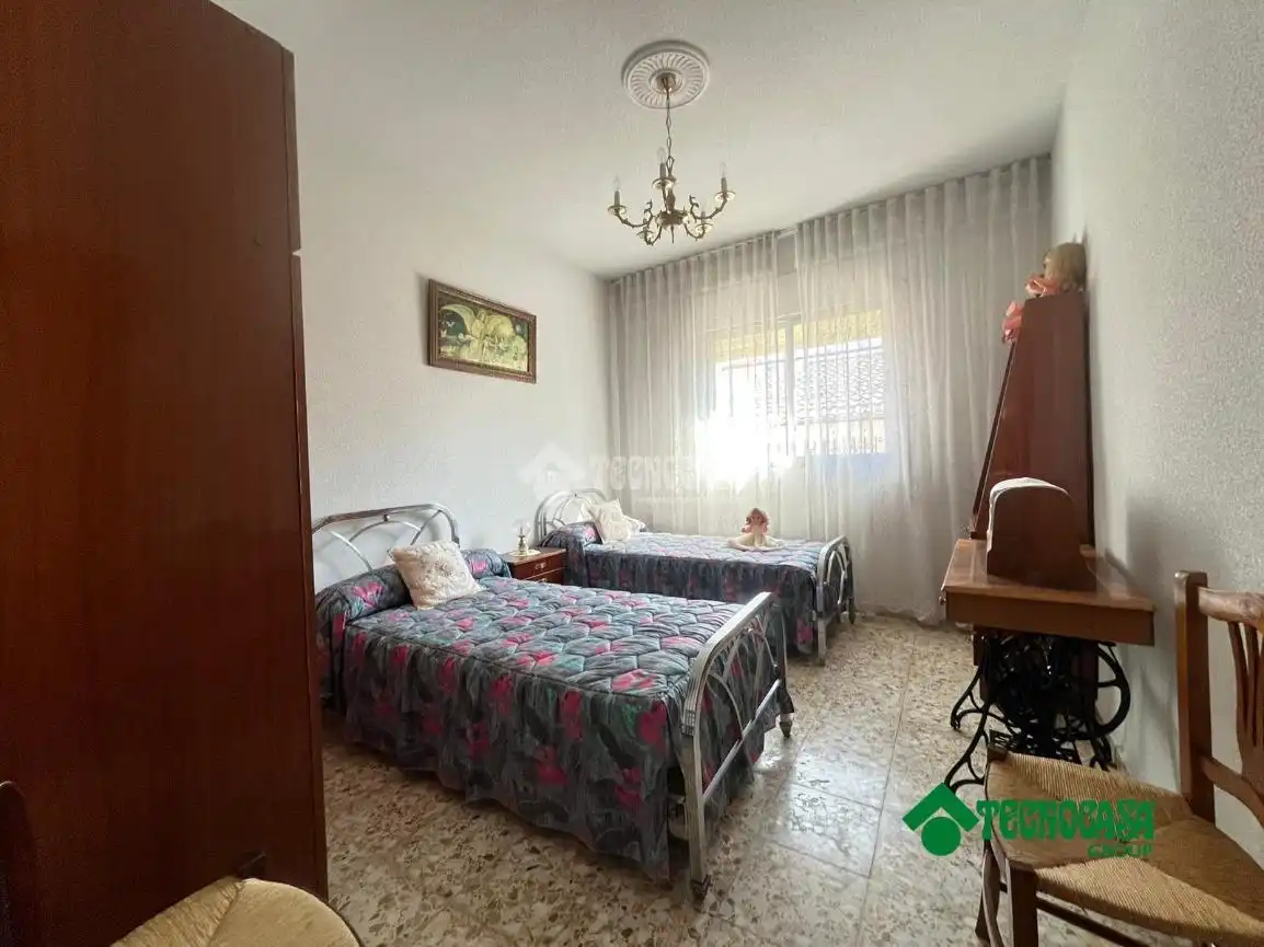 Casa adosada en venta en Santo Domingo-Caudilla