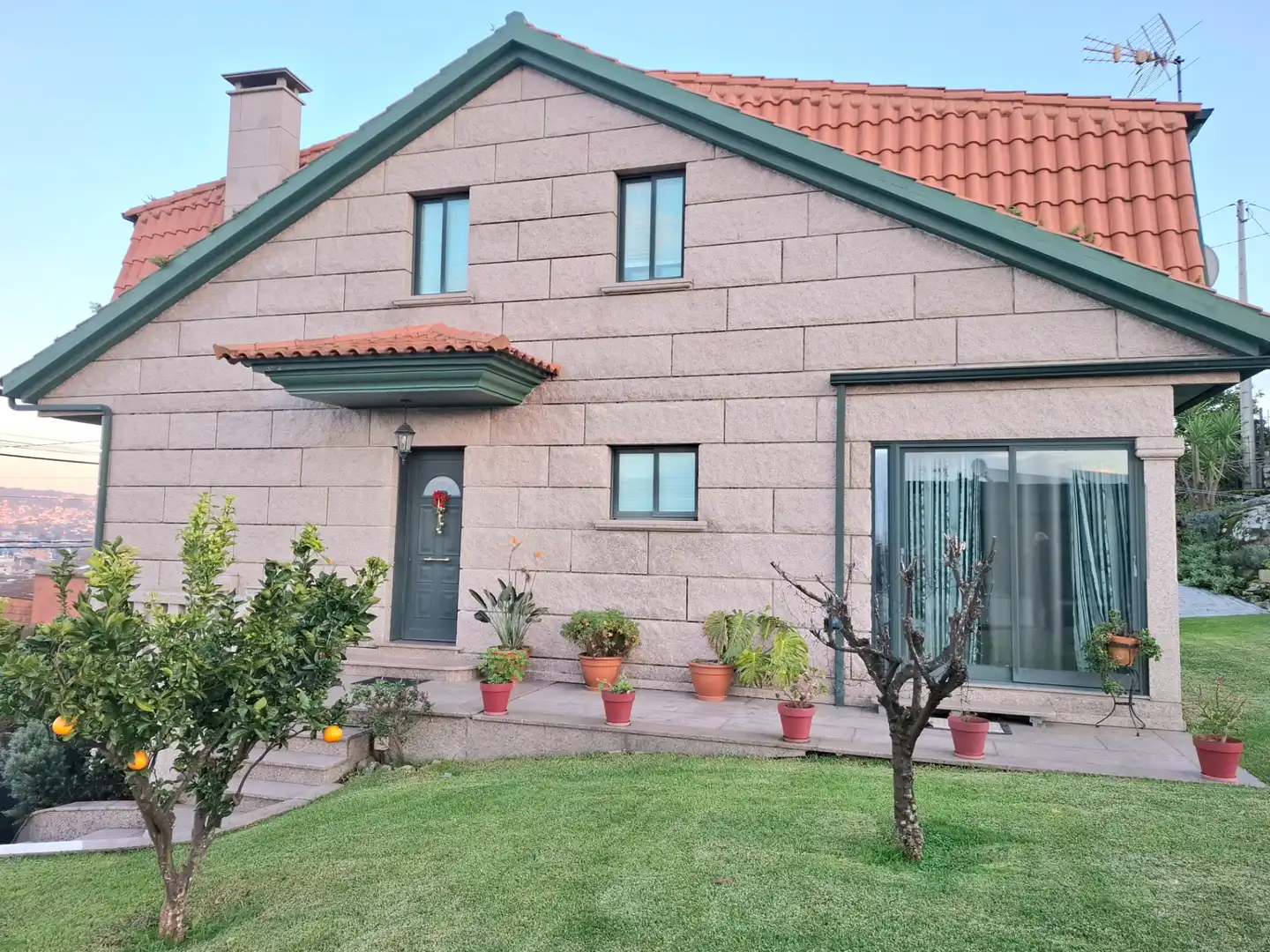 Exterior view of Houses for sale in Vigo   with Heating, Private garden and Storage room