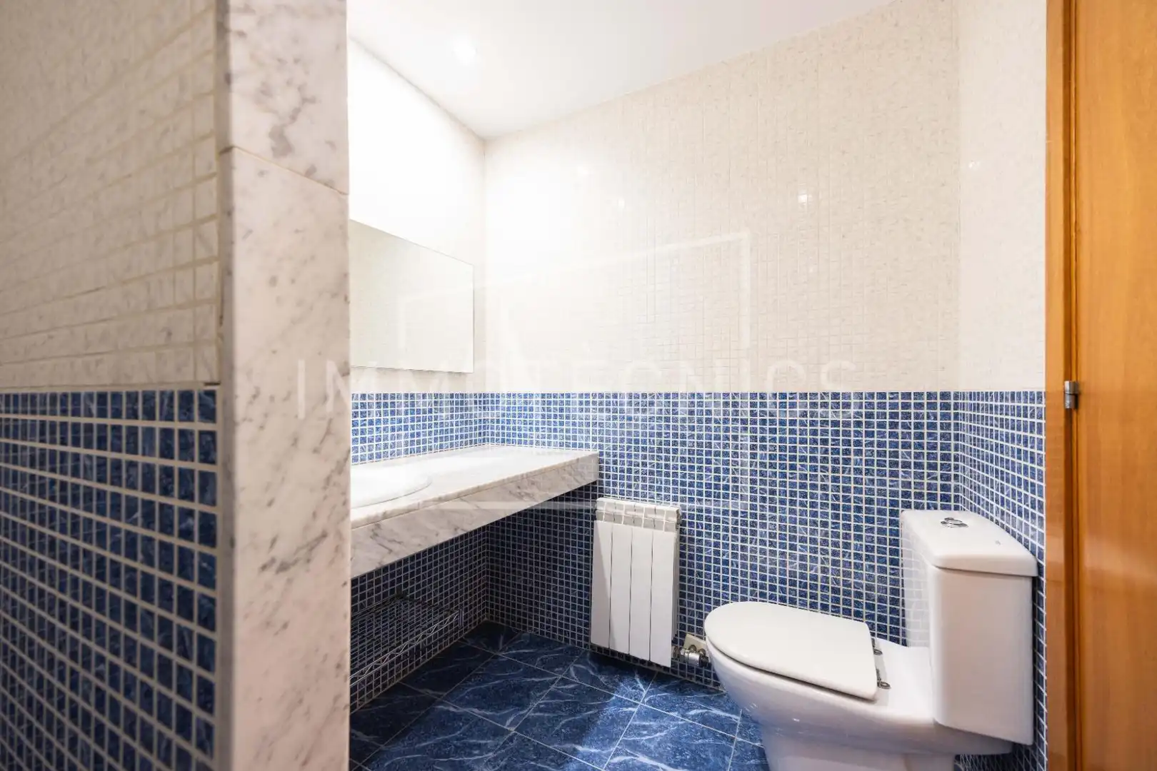 Badezimmer von Einfamilien-Reihenhaus zum Verkauf in La Garriga mit Heizung und Terrasse