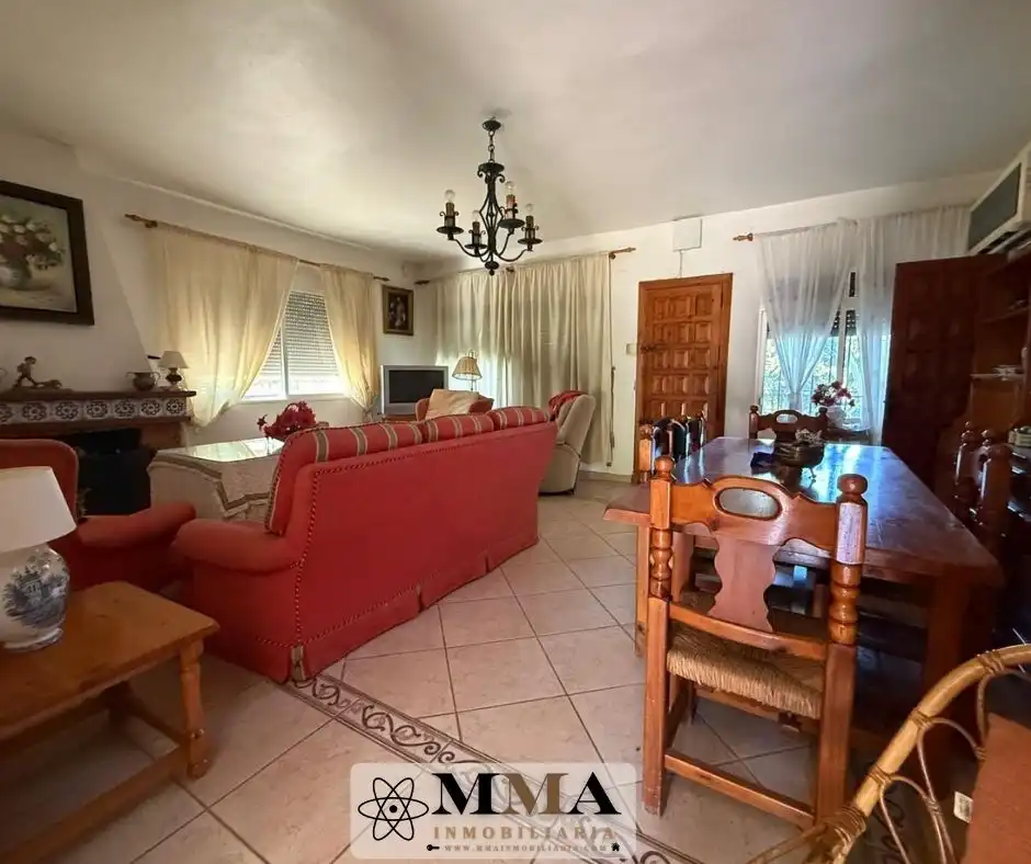 Sala d'estar de Finca rústica en venda en El Rompido amb Aire condicionat, Calefacció i Jardí privat