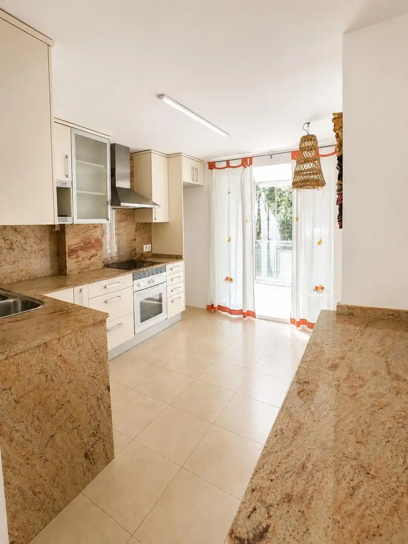 Kitchen of Flat for sale in  Palma de Mallorca  with Air Conditioner, Heating and Terrace