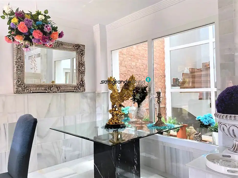 Maison mitoyenne avec terrasse à louer à Sotogrande Costa, imagen 5