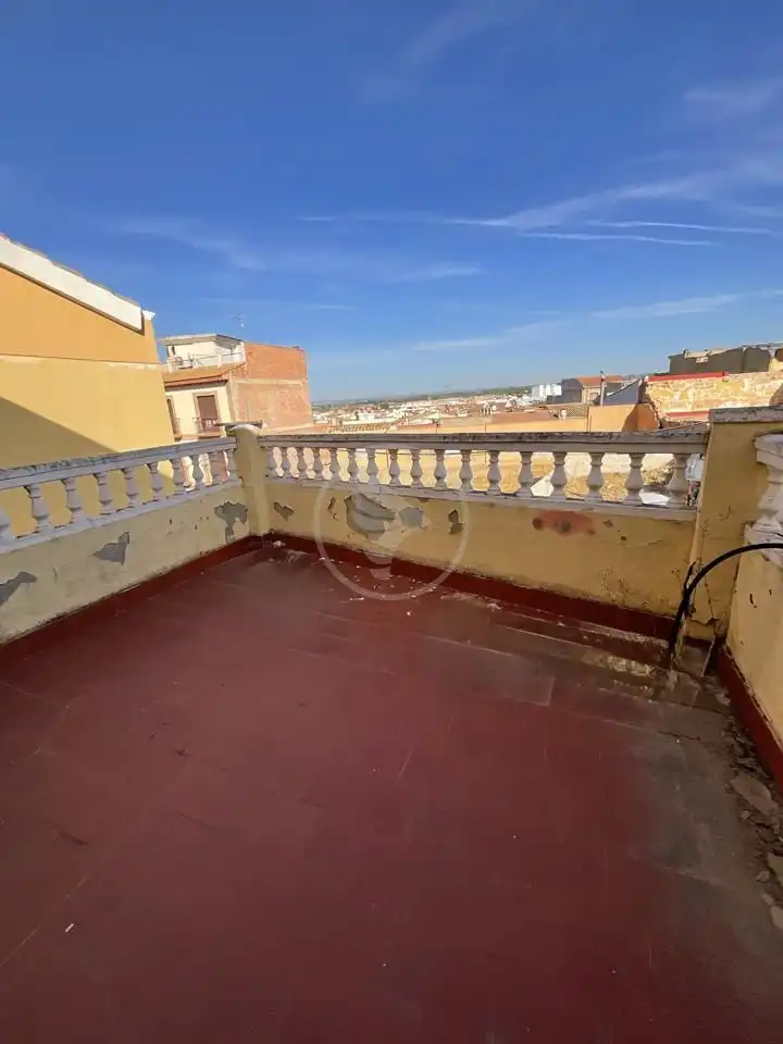 Casa en venta en Calle Fuente de la Peña