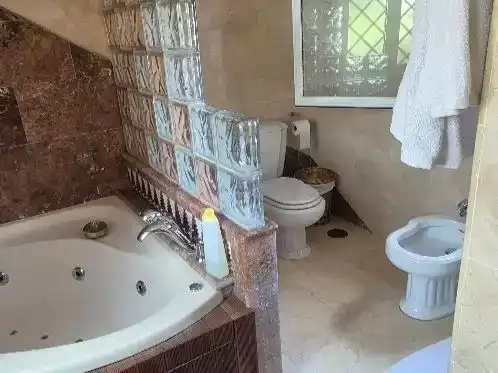 Baño de Piso en venta en Churriana