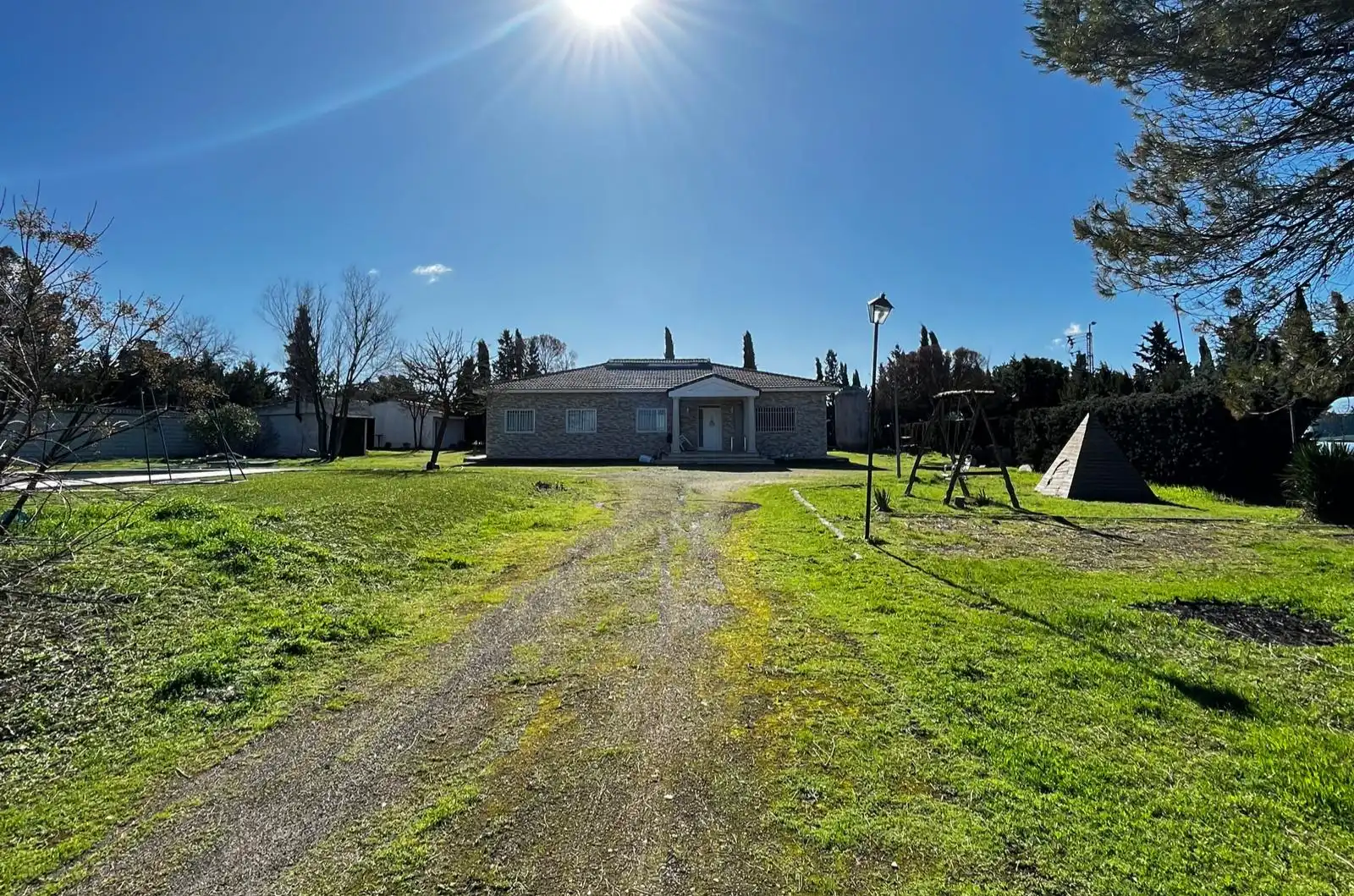 Villa zum Verkauf in Poblado Poblachuela Anj