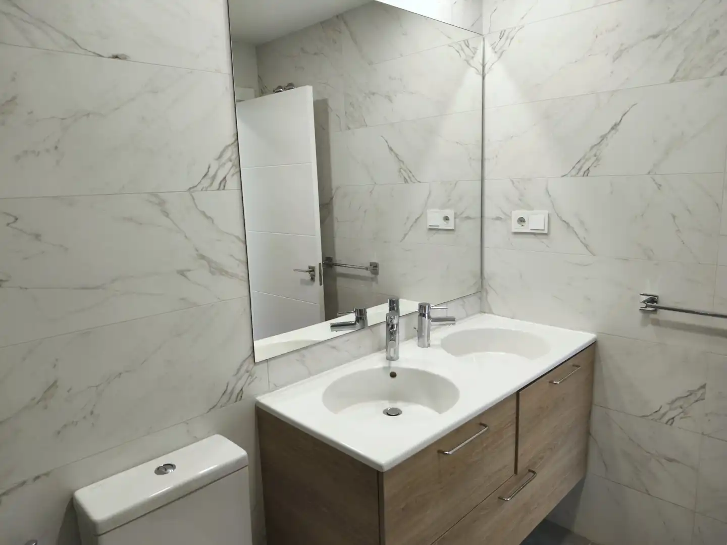 Baño de Ático de alquiler en Málaga con Aire acondicionado, Calefacción y Terraza