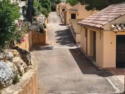 Außenansicht von Haus oder Chalet zum Verkauf in Begur mit Klimaanlage, Heizung und Privatgarten