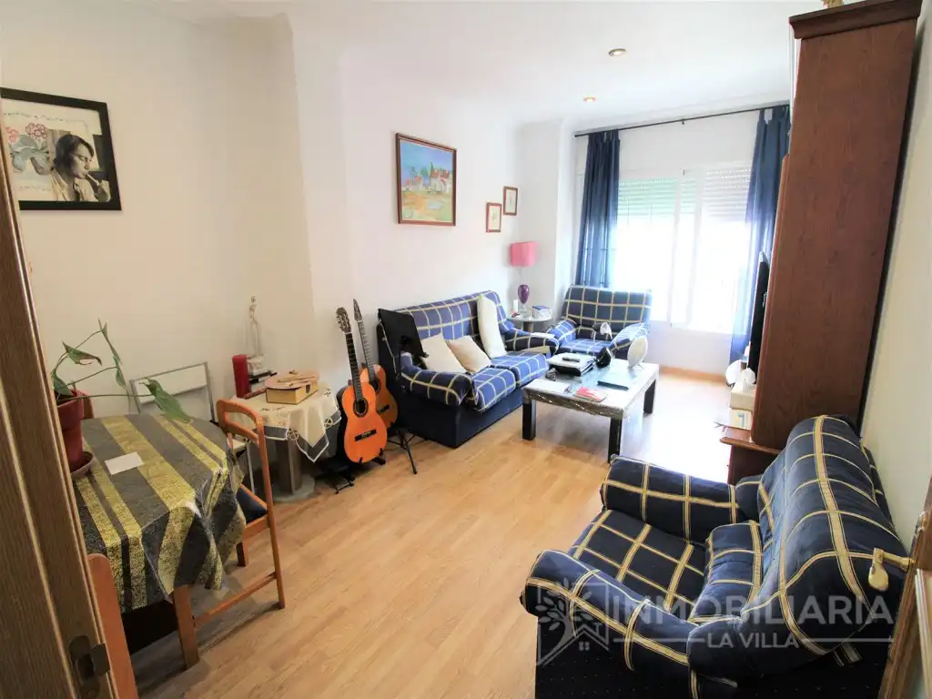 Vista exterior de Piso en venta en Coín con Aire acondicionado