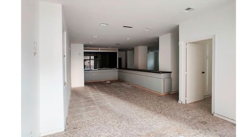 Foto 3 von Geschaftsraum zum Verkauf in Veinte, 74, Bonavista, Tarragona Capital