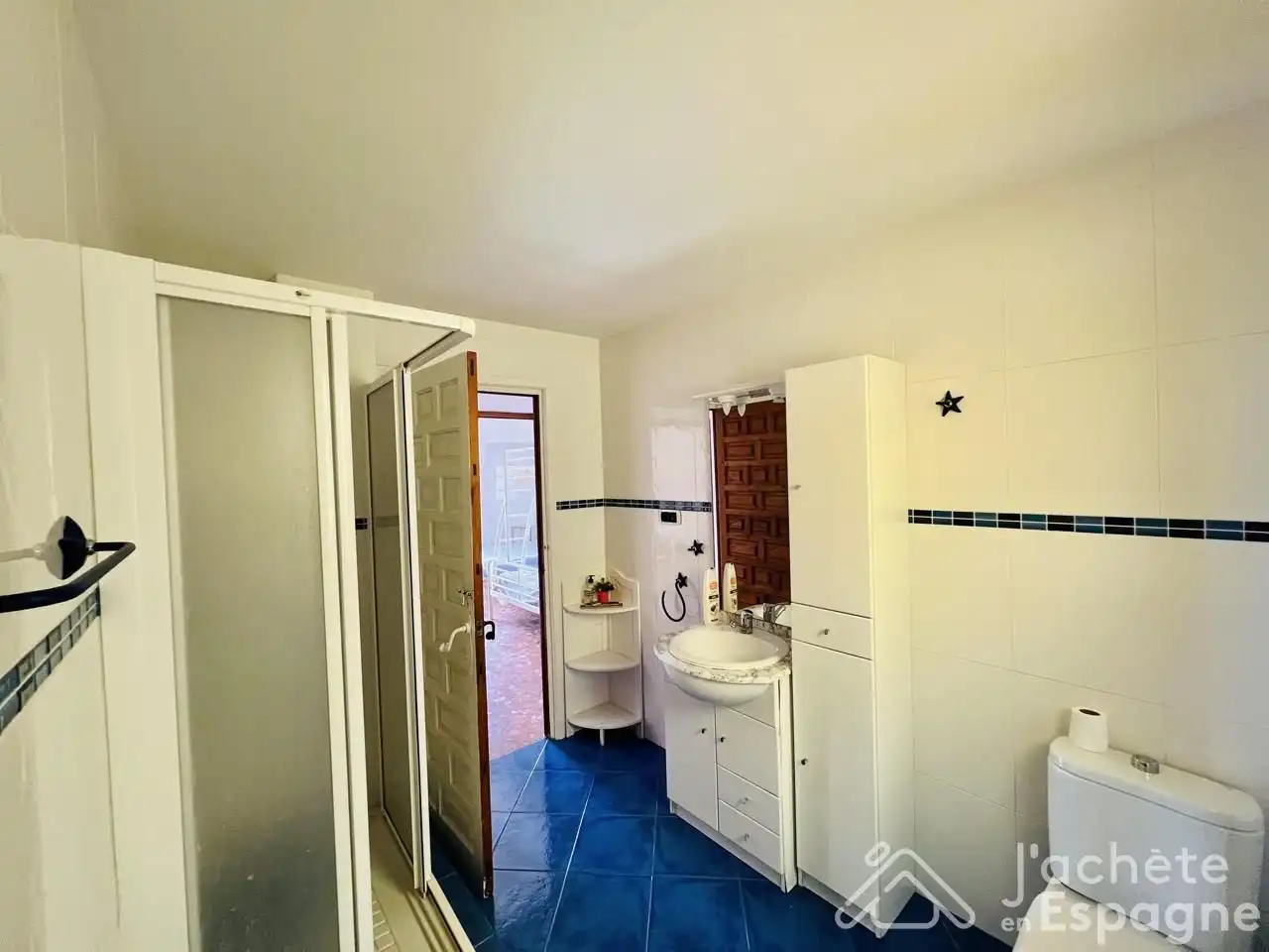 Bathroom of Country homes for sale in Quart de les Valls  with Private garden, Terrace and Swimming Pool