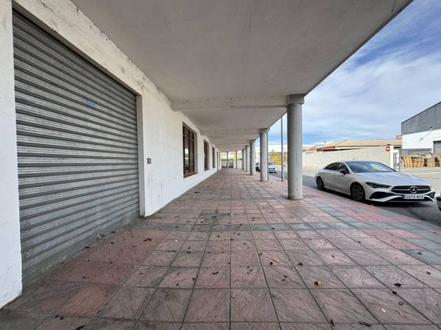 Local comercial en Venta en Hervencias Altas - El Pinar