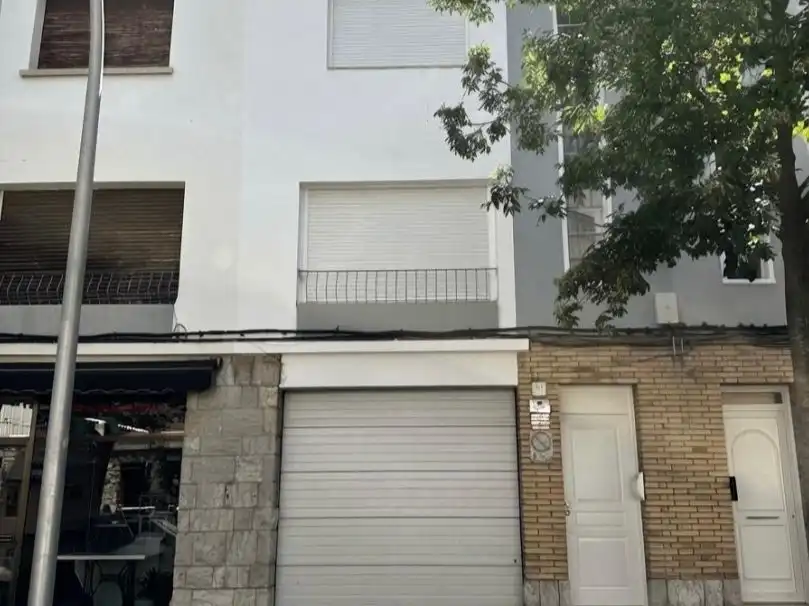 Casa amb jardí en venda a candi bayes 33
