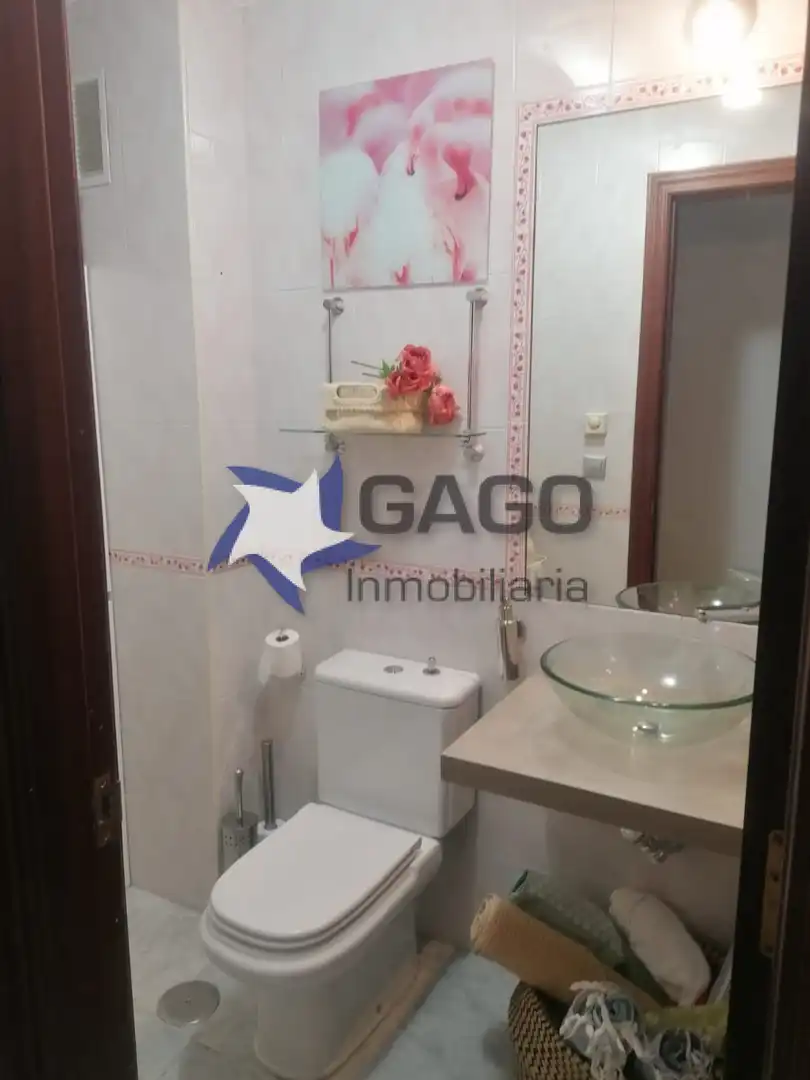 Bany de Pis de lloguer en Córdoba amb Aire condicionat