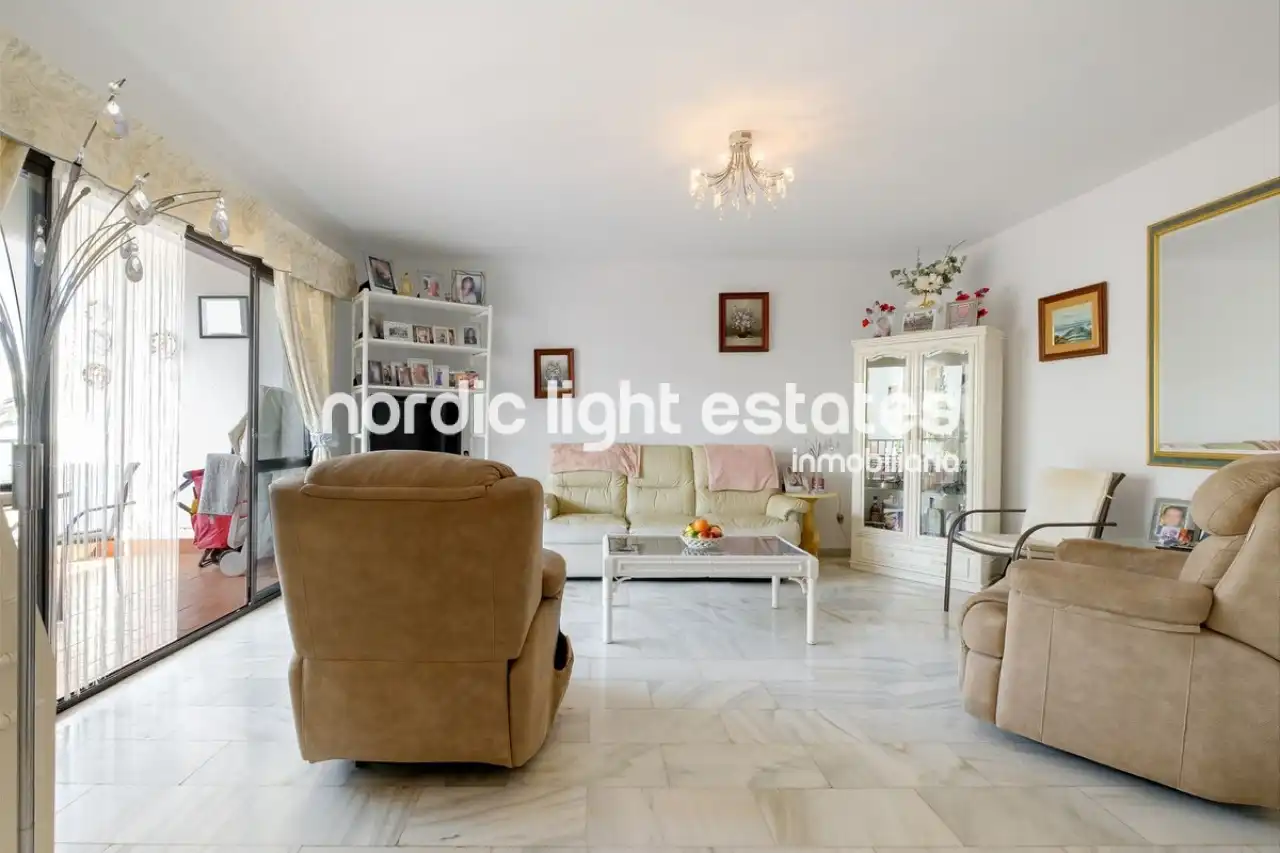 Wohnzimmer von Wohnung zum Verkauf in Nerja mit Terrasse, Schwimmbad und Möbliert