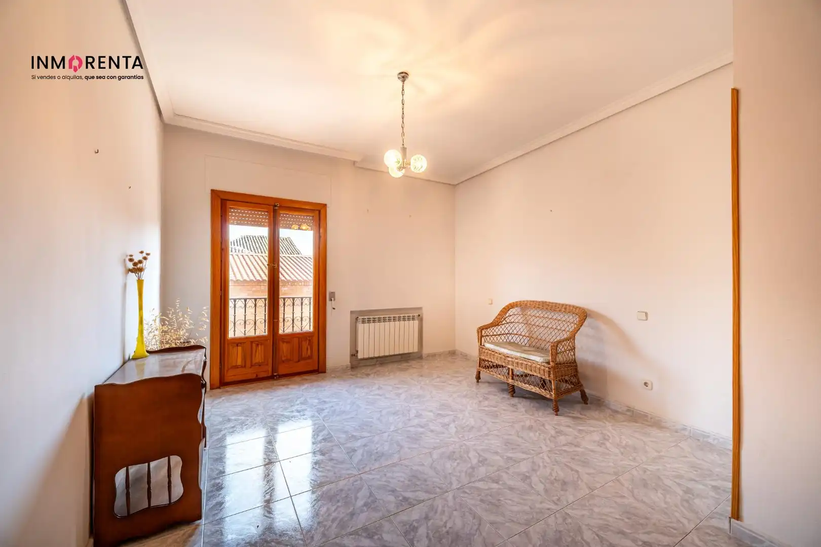 Sala de estar de Casa adosada en venta en La Mata con Calefacción, Terraza y Amueblado