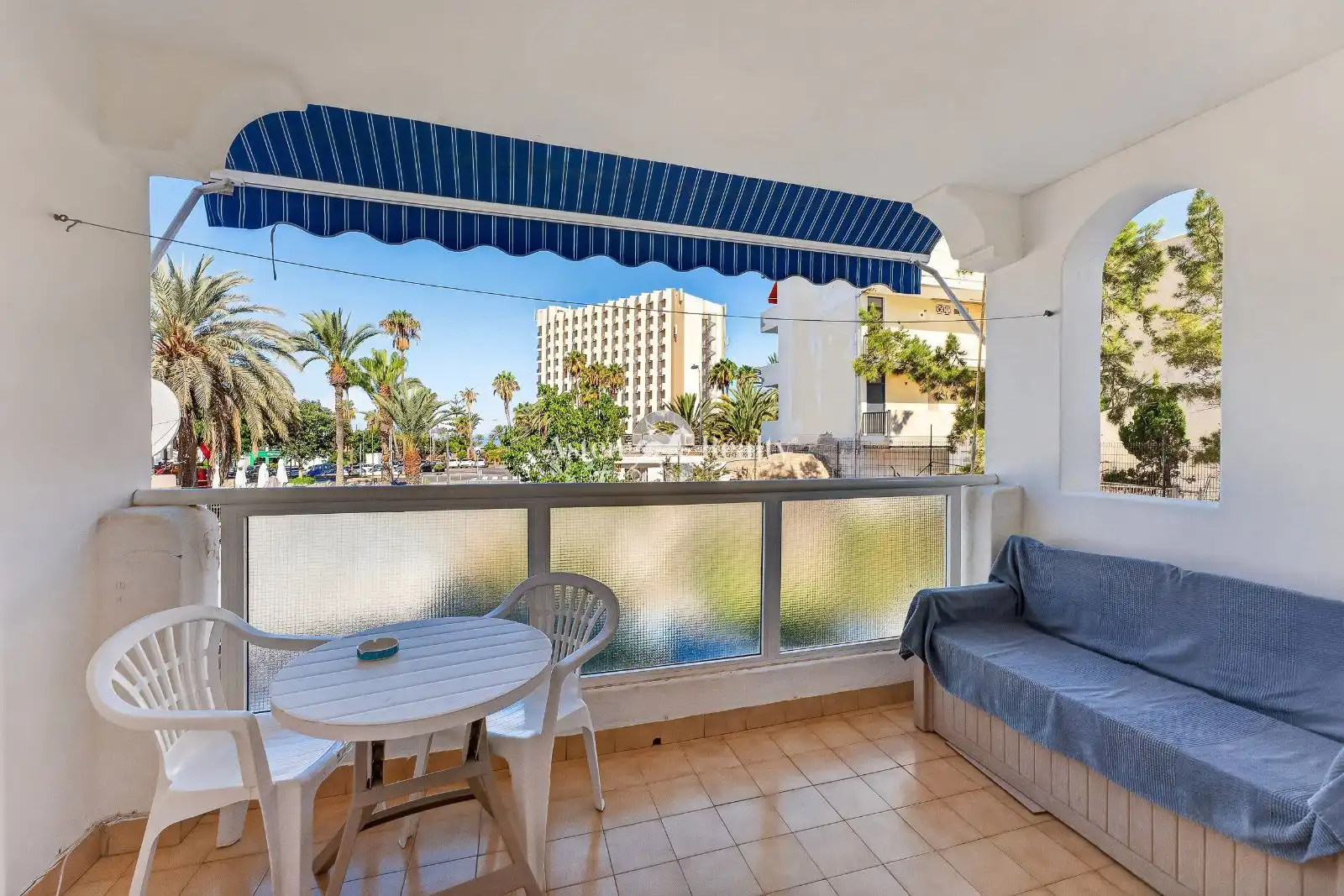 Studio mit Pool zum Verkauf in Santiago Puig 1, imagen 2