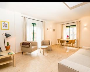 Sala d'estar de Apartament de lloguer en Dénia amb Balcó