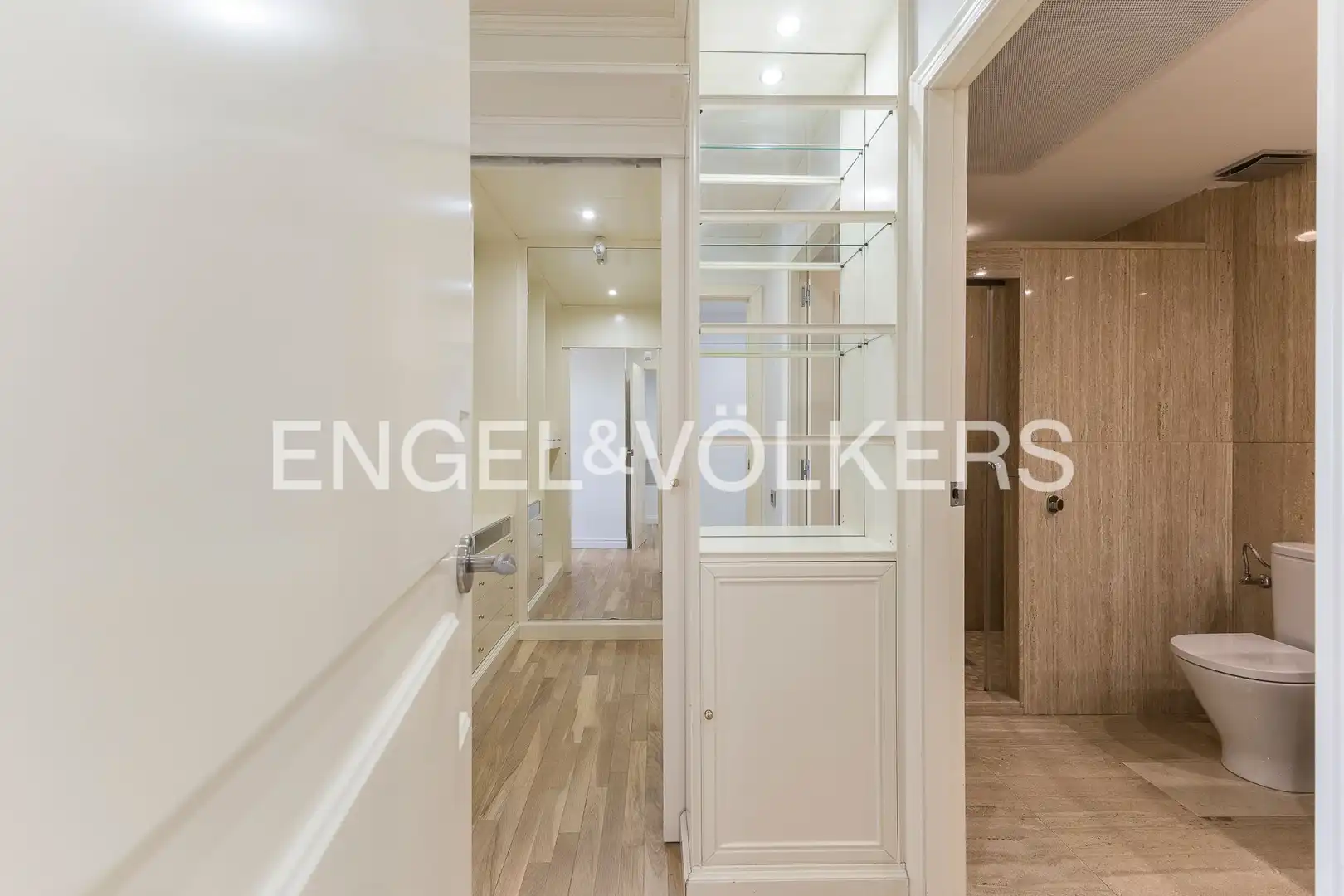 Flat with terrace to rent in Les Corts, imagen 21