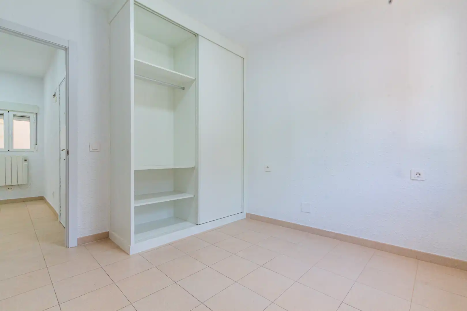 Schlafzimmer von Wohnung zur Miete in Getafe mit Heizung, Waschmaschine und Alarm