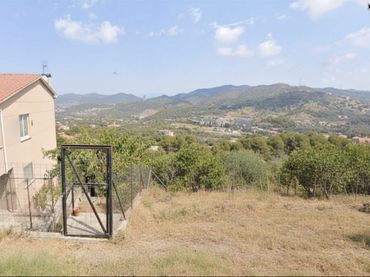 Terreno residenziale in vendita a Carrer de Llerona