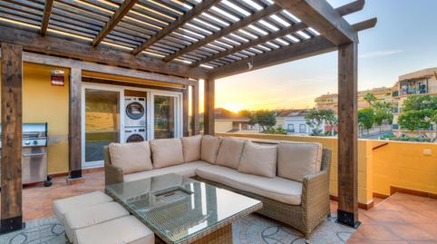 Foto 2 von Erdgeschoss zum Verkauf in Avenida Pacos de Los, Los Pacos, Fuengirola