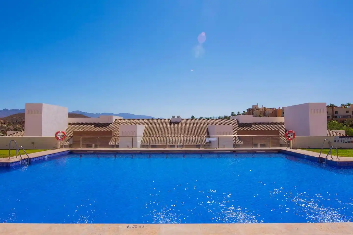 Piscina de Àtic de lloguer en Vera amb Aire condicionat, Terrassa i Moblat