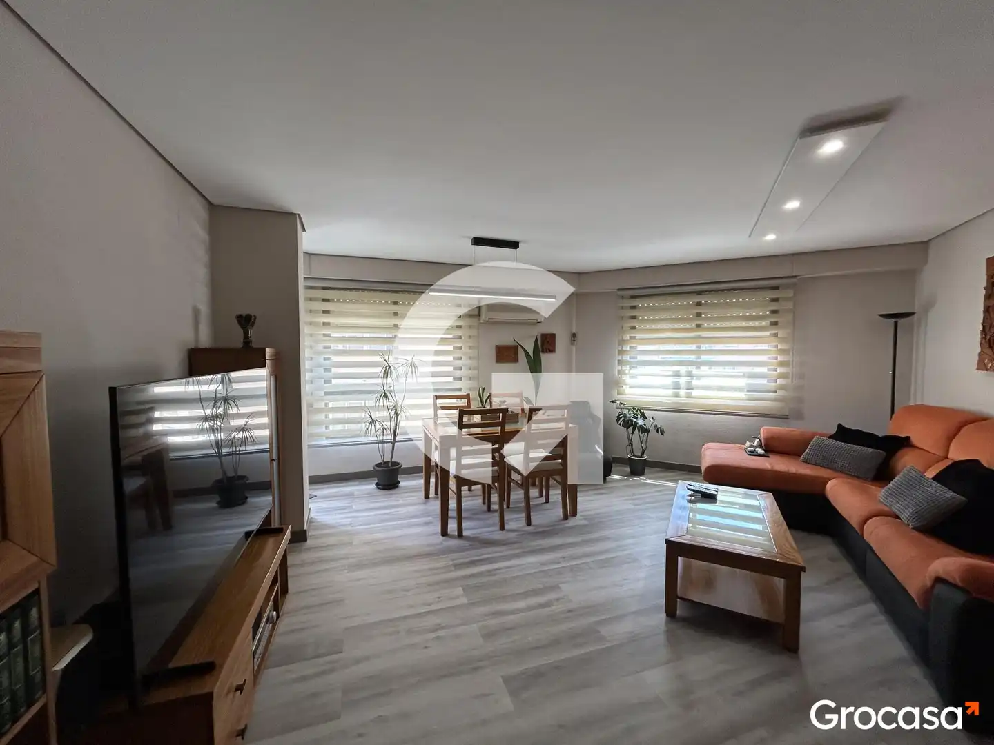 Piso en venta en CL DIAGONAL, Nuevo Centro