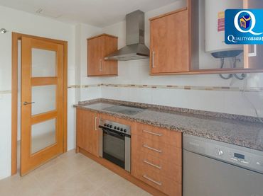 Piso con balcón en venta en Norte