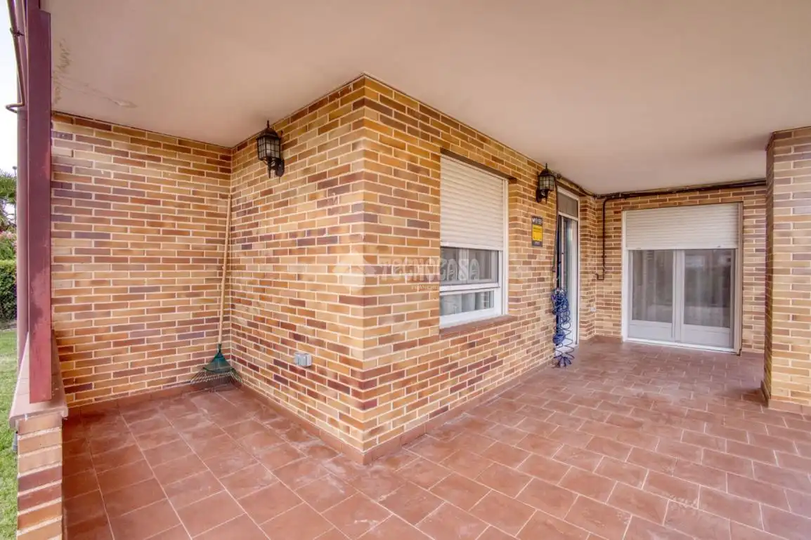 Terraza de Piso en venta en Villamayor con Calefacción, Jardín privado y Terraza