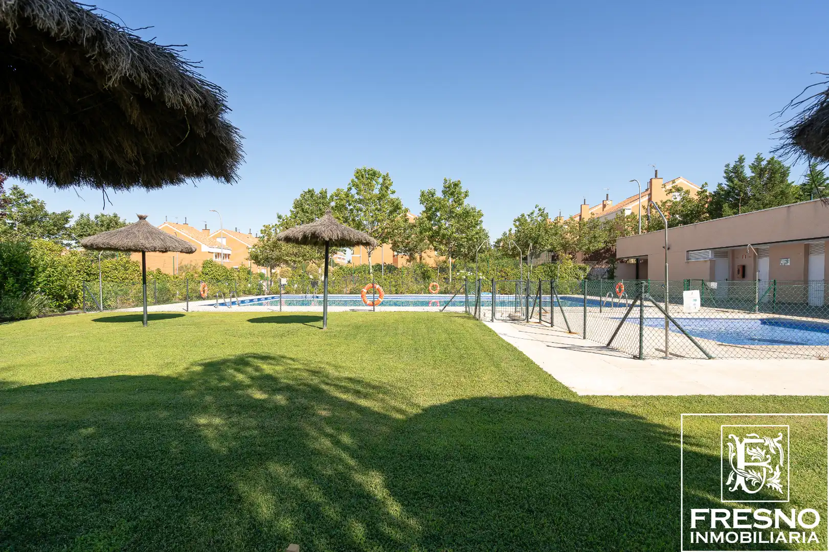 Jardí de Casa adosada en venda en Cobeña amb Aire condicionat, Calefacció i Jardí privat