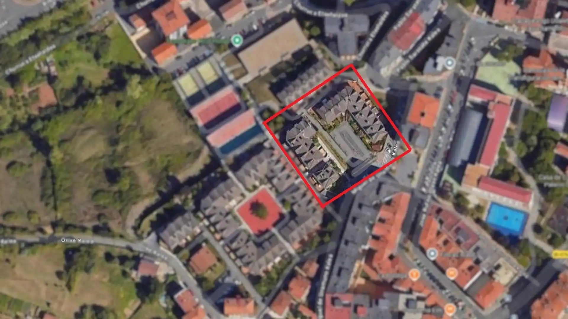 Vista exterior de Casa o chalet en venta en Valle de Trápaga-Trapagaran