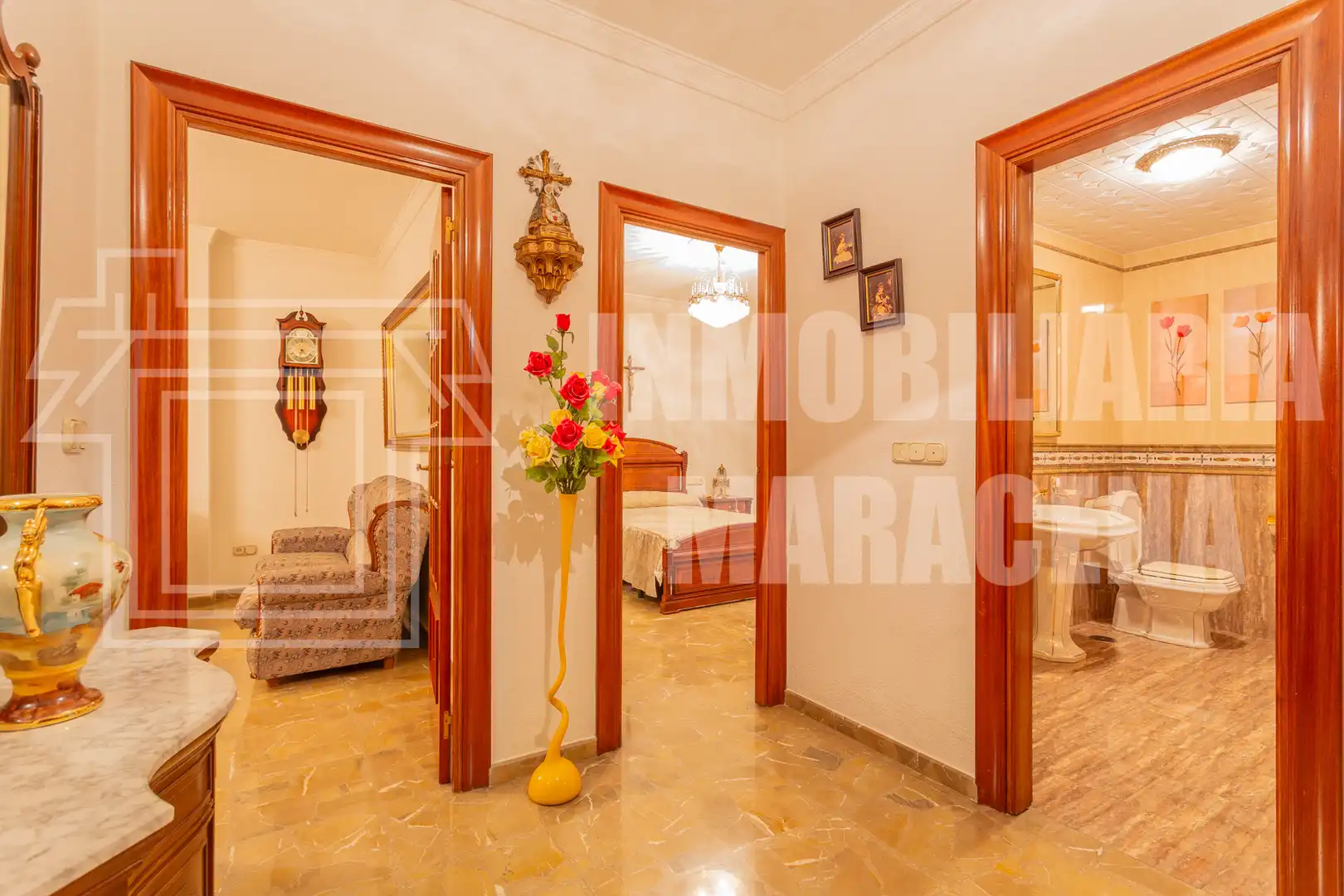 Houses for sale in Granada  with Air Conditioner, Terrace and Oven
