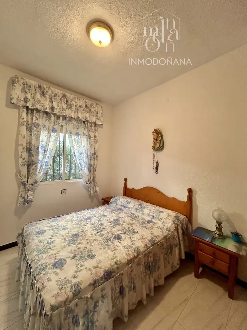 Habitación de Casa o chalet en venta en Almonte con Calefacción, Terraza y Amueblado