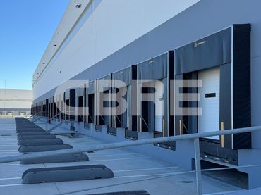 Industriegebäude mit Aufzug zur Miete in Estación - Cruz Roja