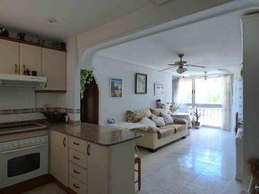 Apartment for sale in Calle Gerona