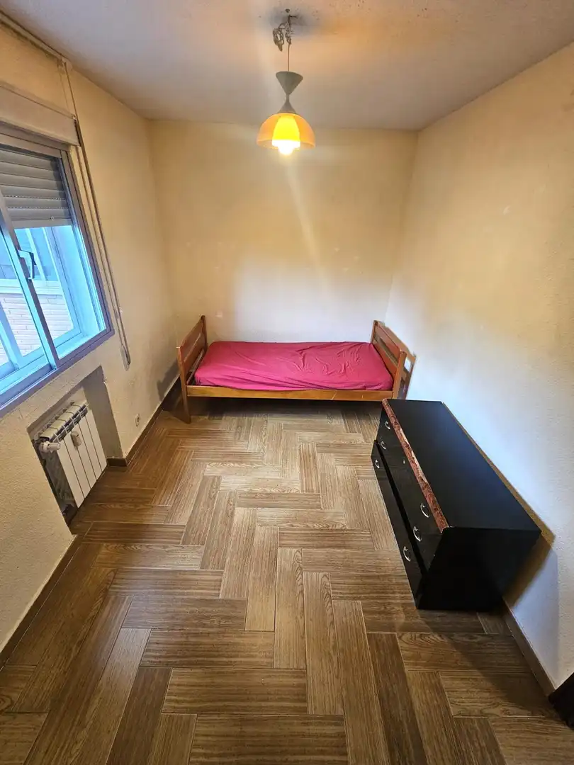 Habitación de Piso en venta en Madrid con Aire acondicionado y Calefacción