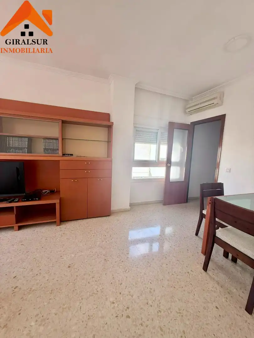 Living room of Flat for sale in Sevilla  with Air Conditioner