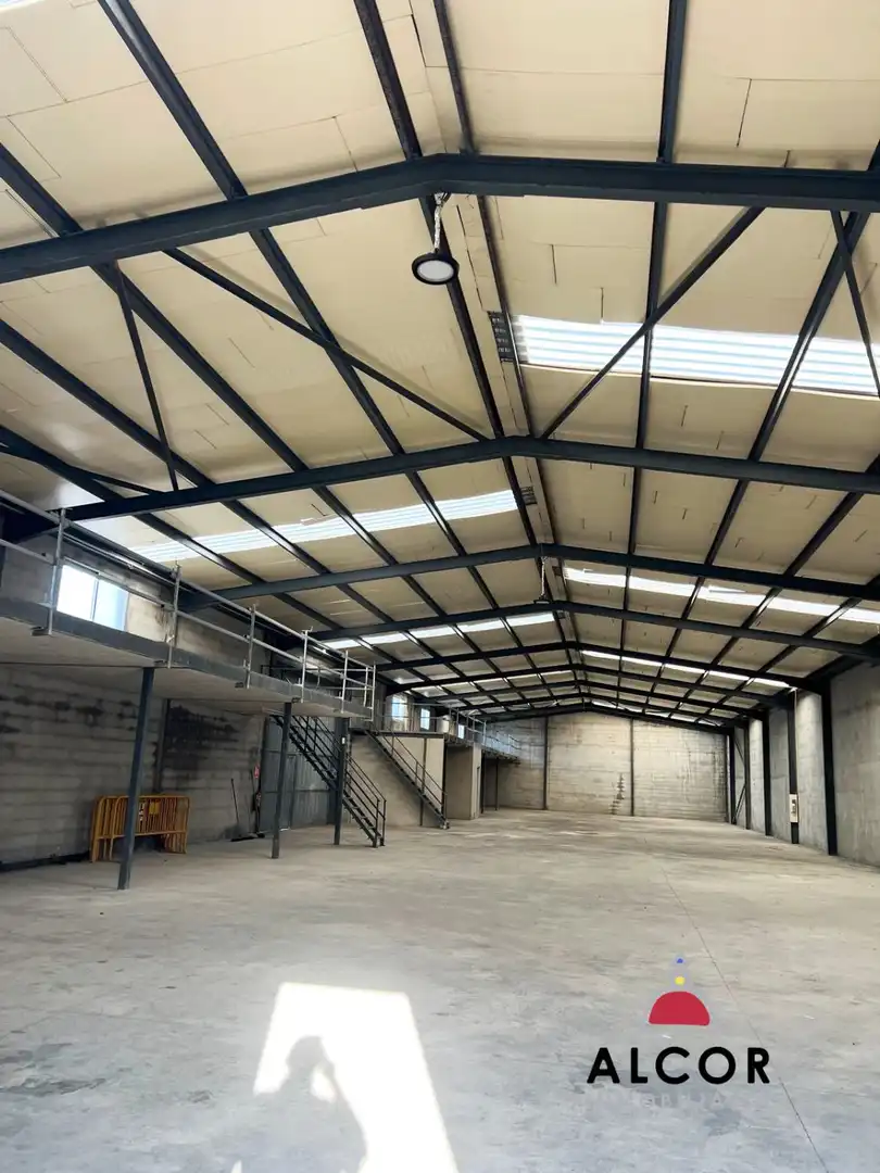 Vista exterior de Nave industrial en venta en Benicarló
