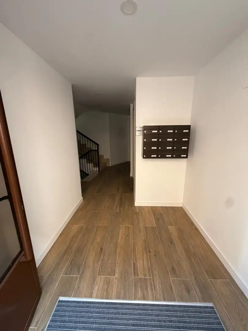 Piso con terraza en alquiler en Casa Amarilla, imagen 2