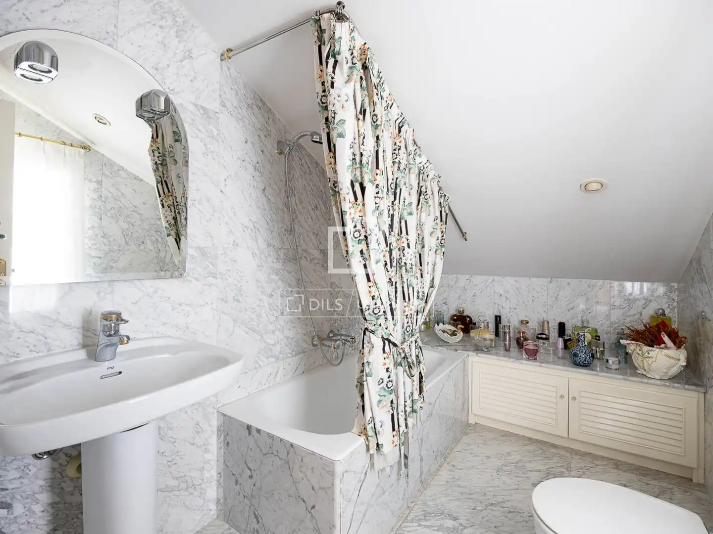 Baño de Casa o chalet en venta en Barcelona con Aire acondicionado, Terraza y Trastero