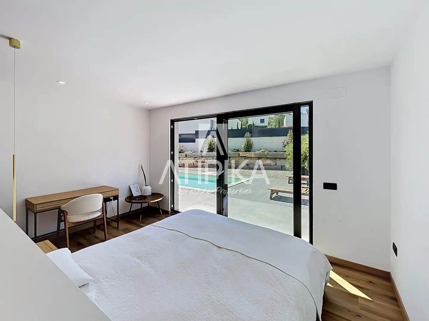 Dormitori de Casa o xalet en venda en Sant Pere de Ribes amb Aire condicionat, Calefacció i Piscina