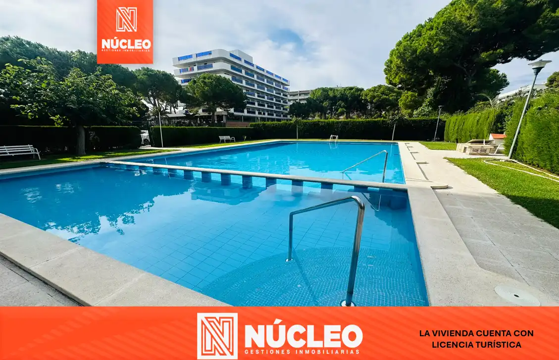 Appartamento con piscina in vendita a Carrer de Serafí Pitarra