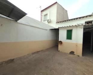 Vista exterior de Casa o xalet en venda en Alcolea del Río amb Traster