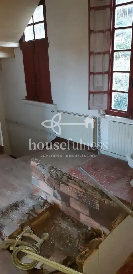 Casa rústica amb jardí en venda a Ortigueira, imagen 45