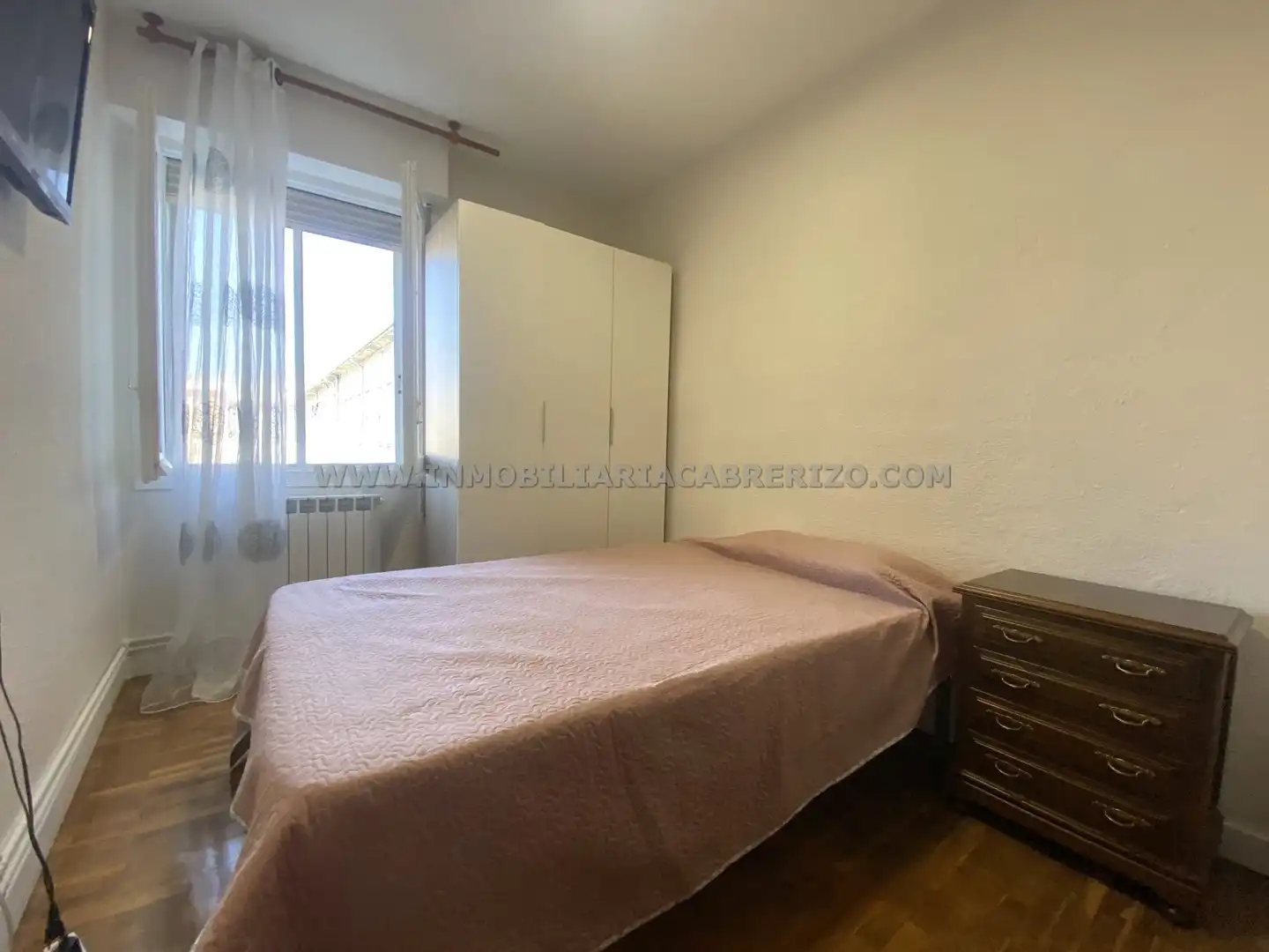 Habitación de Piso en venta en  Pamplona / Iruña con Calefacción, Parquet y Terraza