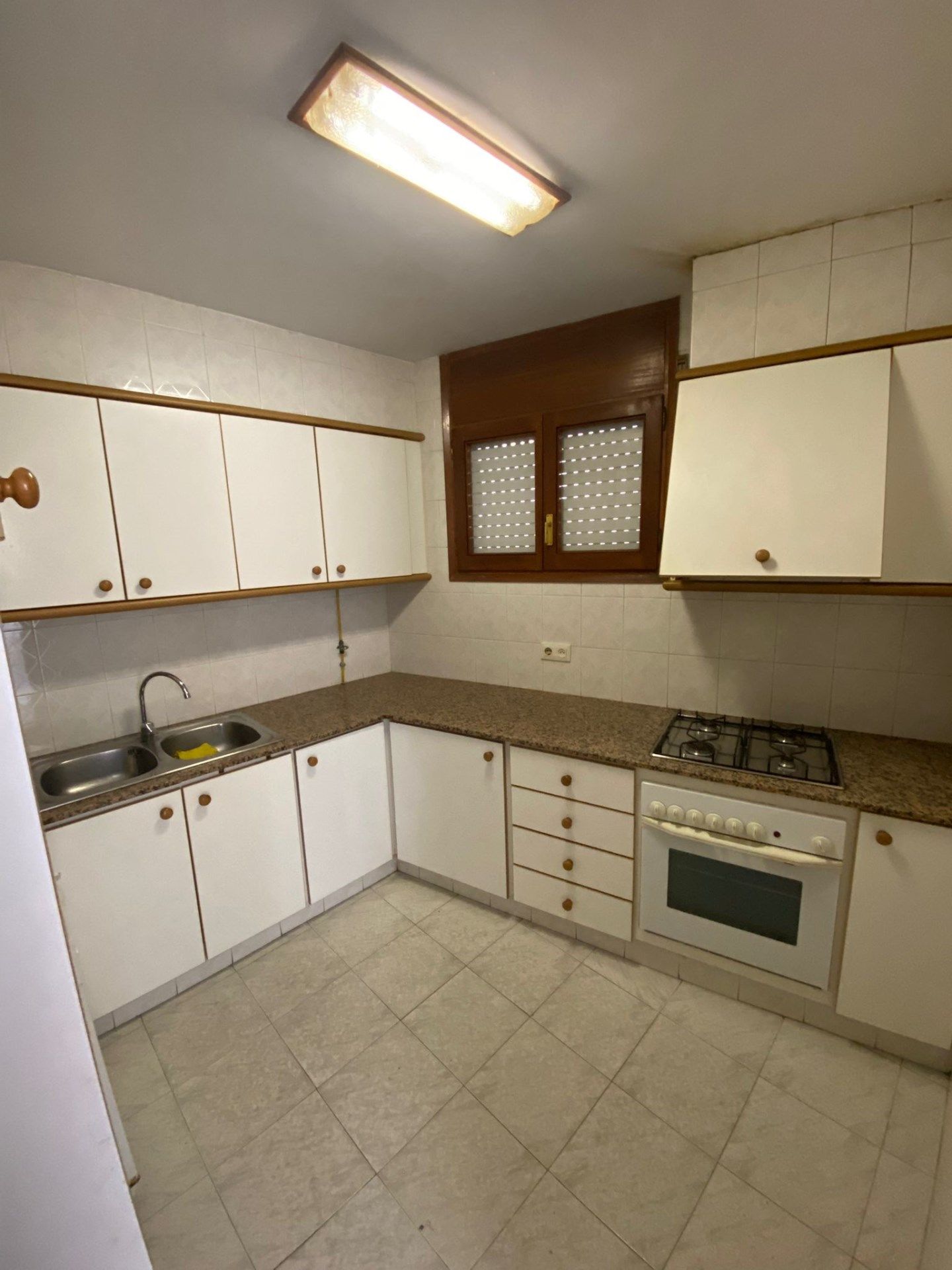 Kitchen of Single-family semi-detached to rent in Lladó  with Air Conditioner, Heating and Balcony