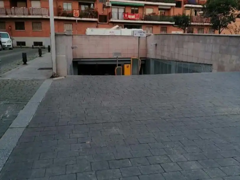 Individual en venda a Plaza Olivares 1