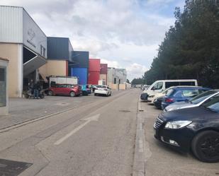 Parking of Industrial buildings for sale in Canals