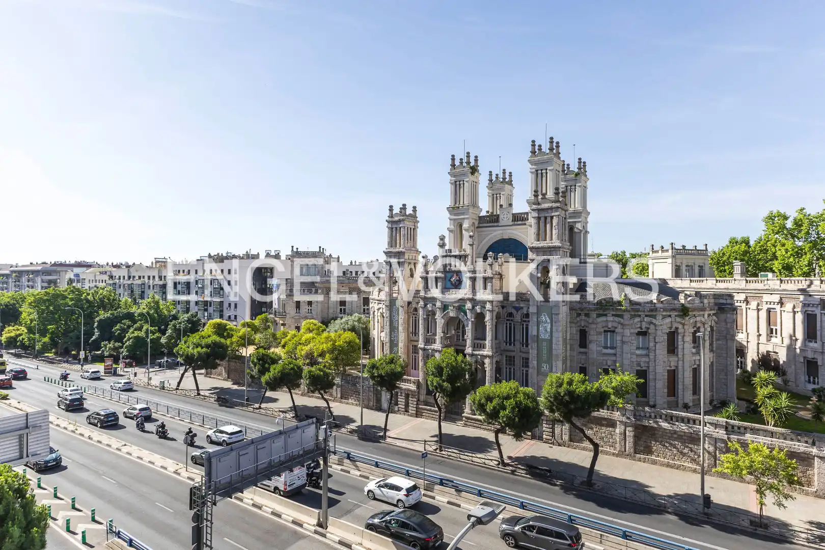 Vista exterior de Piso en venta en Madrid con Aire acondicionado y Calefacción